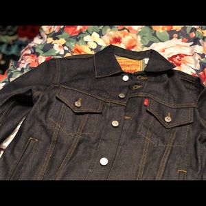 Levi’s Denim Trucker Jacket sz S